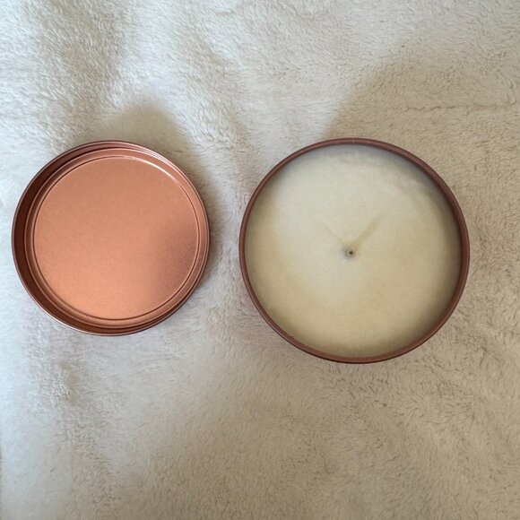 NWT, Trader Joe's Soy Wax Blend Peony Blossom Scented Candle, 5.7 Ounces - Picture 4 of 6